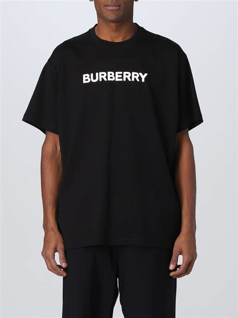 Burberry T Shirts In Ludhiana .